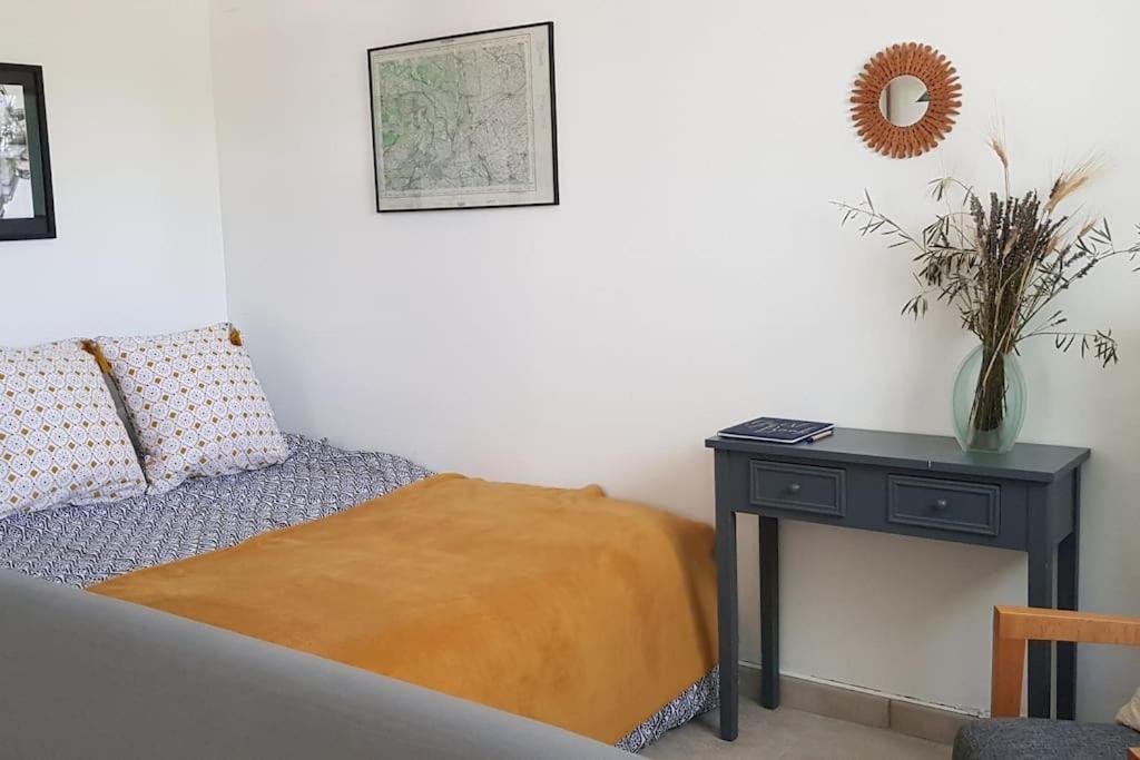 Location Appartement Dans Mas Provencal Monteux Eksteriør billede