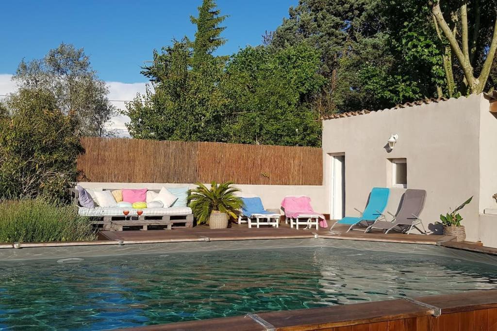 Location Appartement Dans Mas Provencal Monteux Eksteriør billede