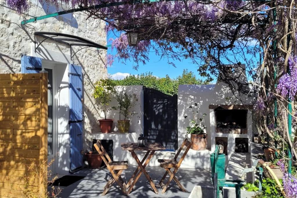 Location Appartement Dans Mas Provencal Monteux Eksteriør billede